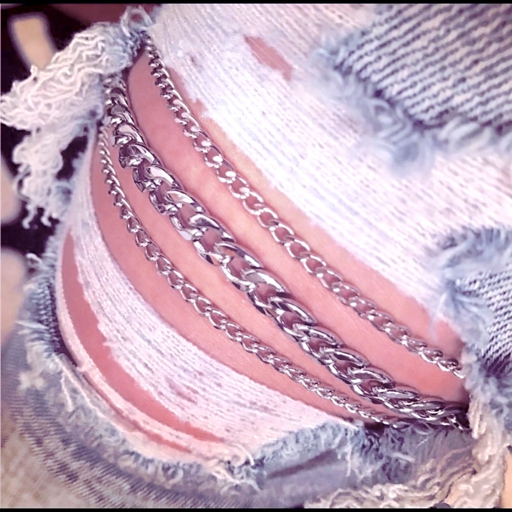 Custom Ripped Chain Jeans - Picture 5 of 13